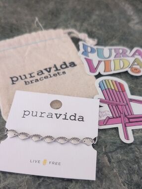 Pura Vida Silver Shell Bracelet